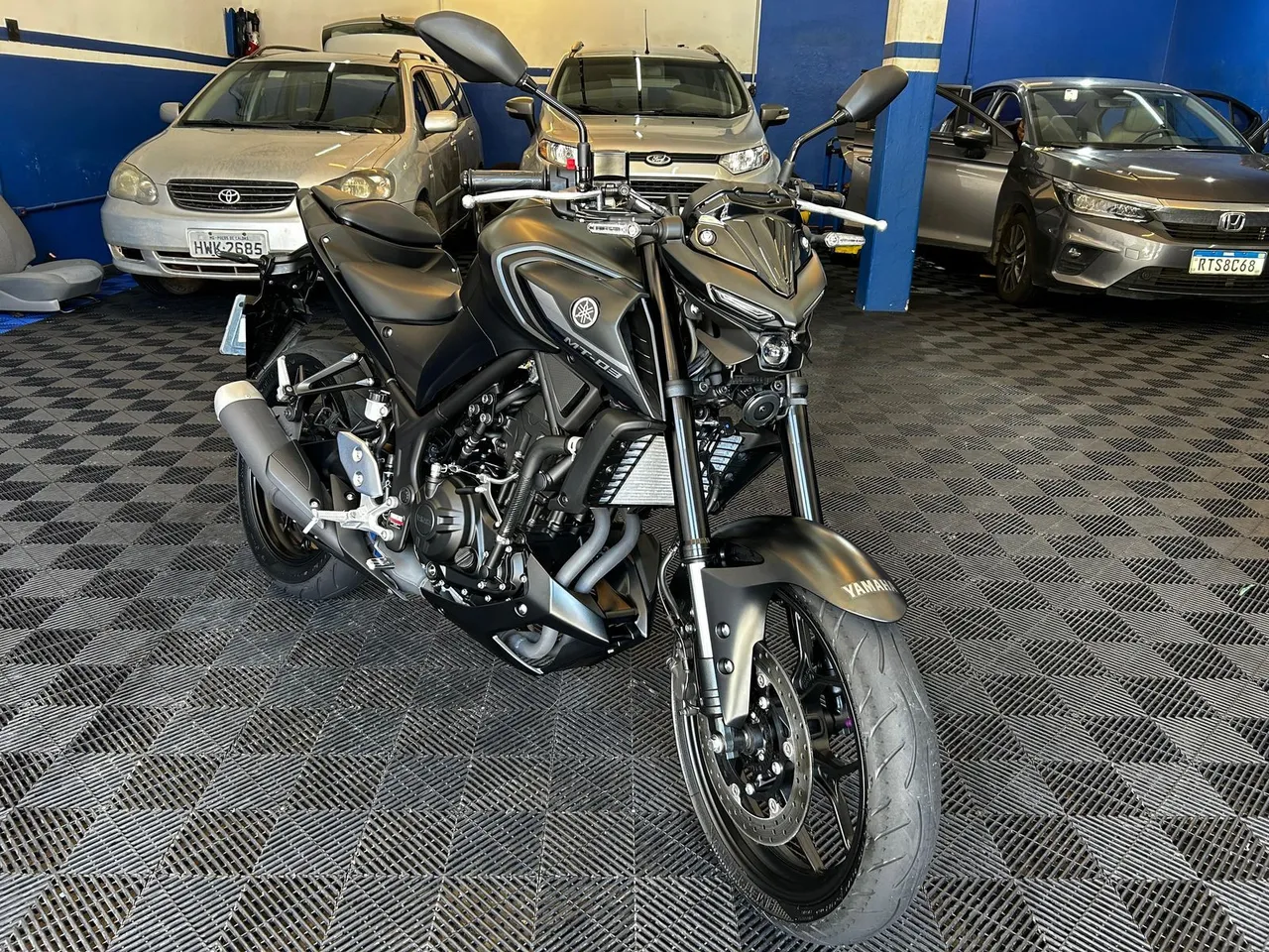 Yamaha MT-03 ABS 2024/2025 - Moto Zerada com Apenas 1.500 km!