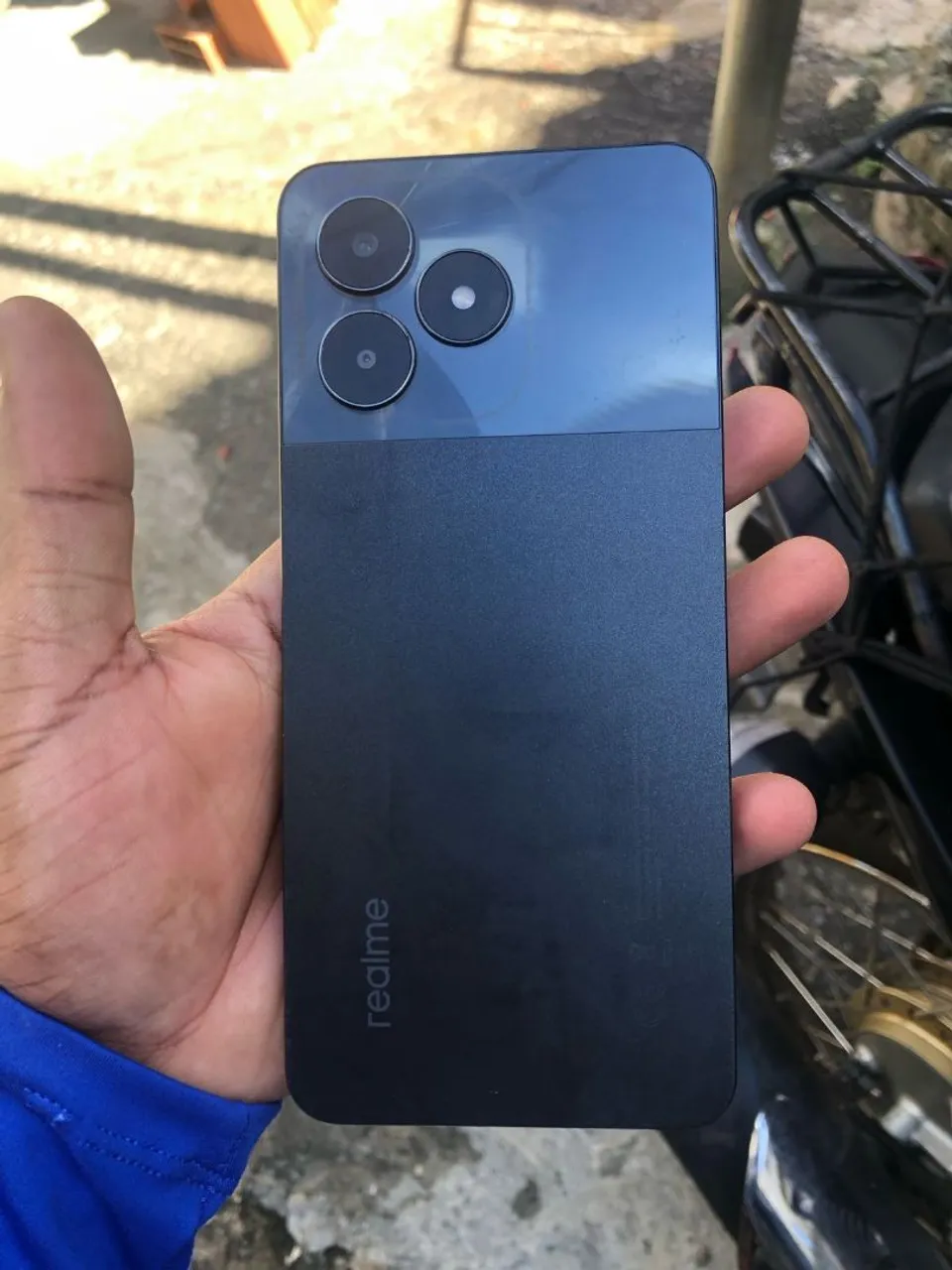 Realme c51