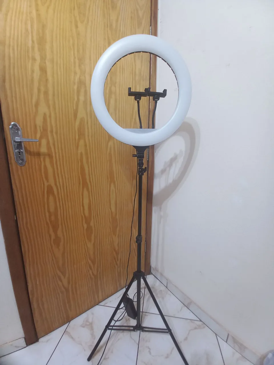 Ring Light 18" YQ-460B com Tripé - Seminova