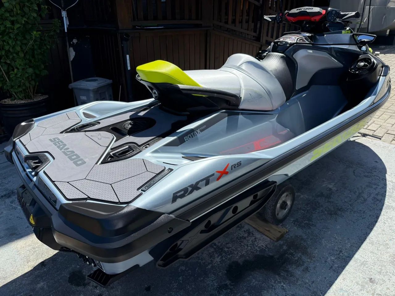 JET SKI Sea Doo RXT 325 