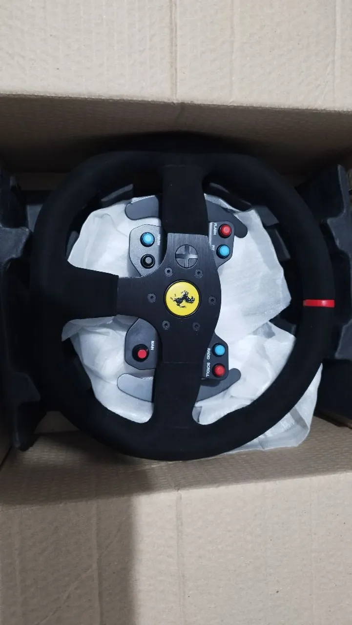 Volante Ferrari 458 Challenge Thrustmaster