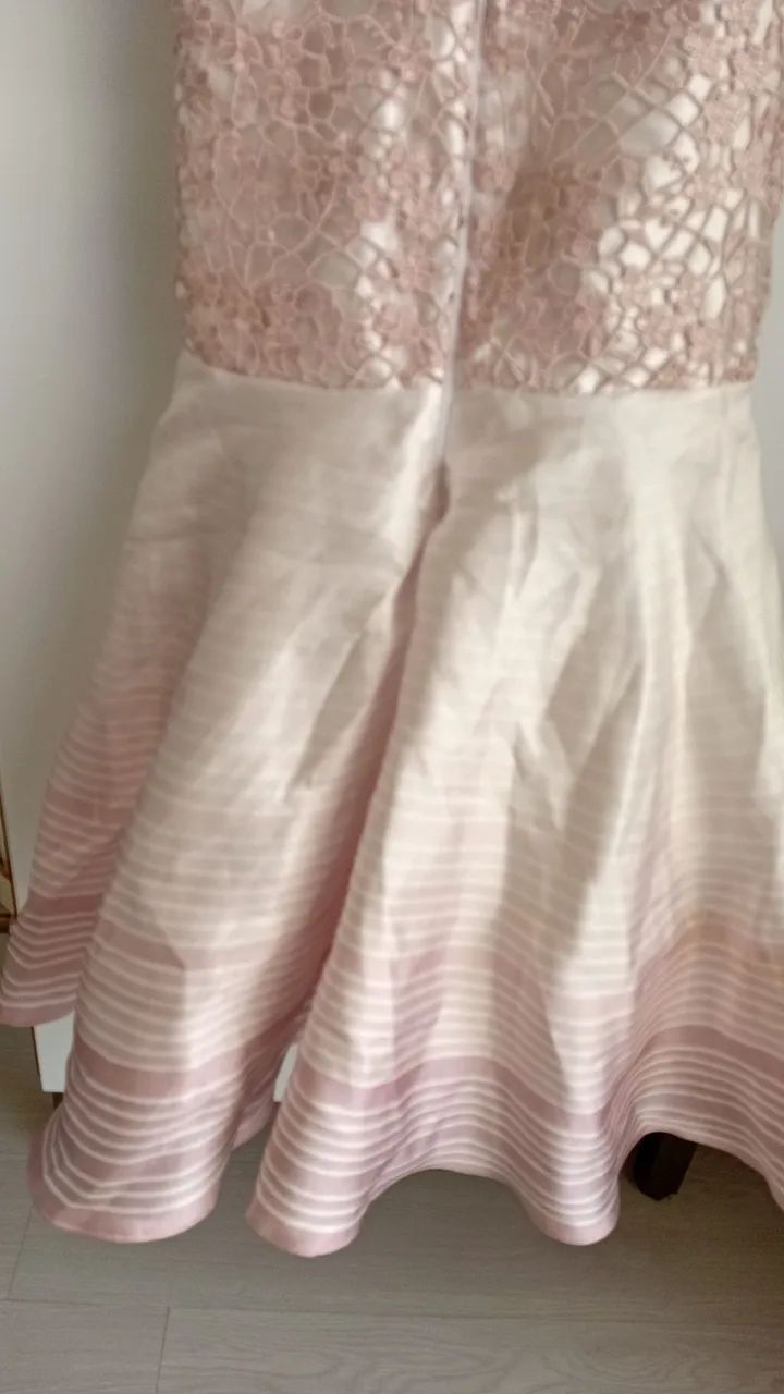 Vestido de Daminha Rosa e Branco  - Foto 4