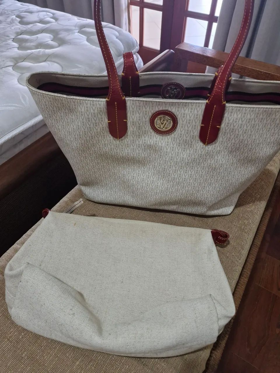 Bolsa de Ombro Victor Hugo  - Foto 4