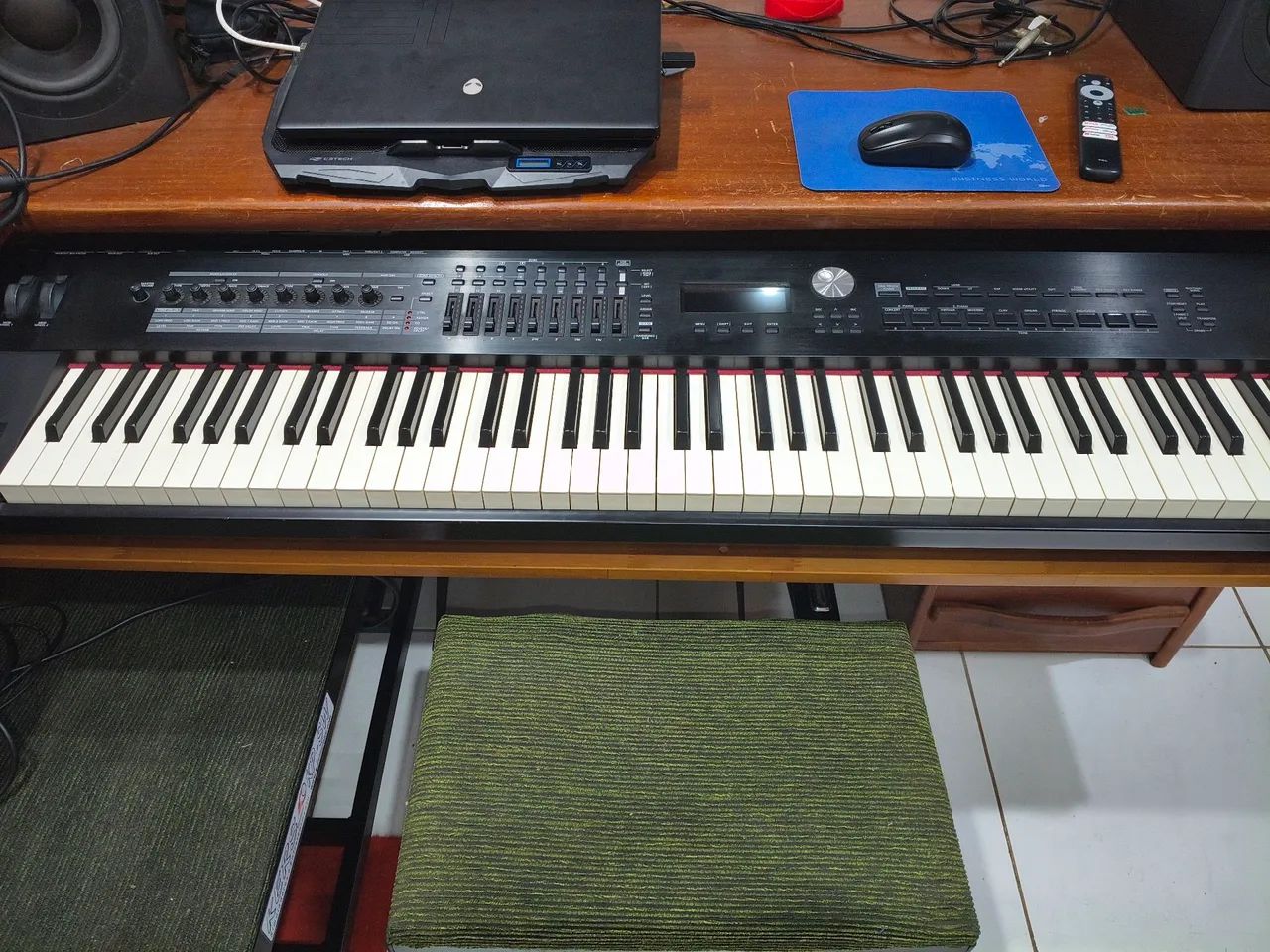Piano de Palco Roland RD-2OOO 