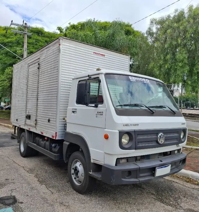 VW 8160 Bau Chapeado
