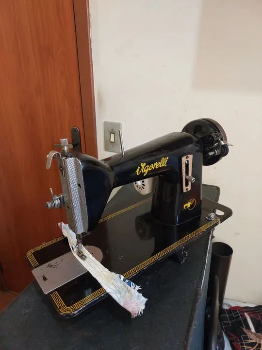 Máquina de costura  - Foto 2