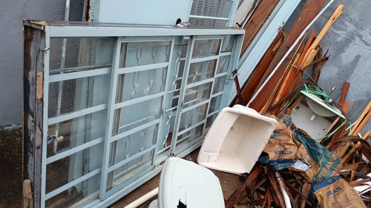 Janela de aço 200x100