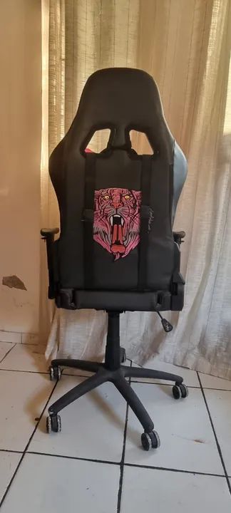 Cadeira Gamer Dazz 625170 Serie M Com Apoio de Braço - Preto/Rosa - Foto 3