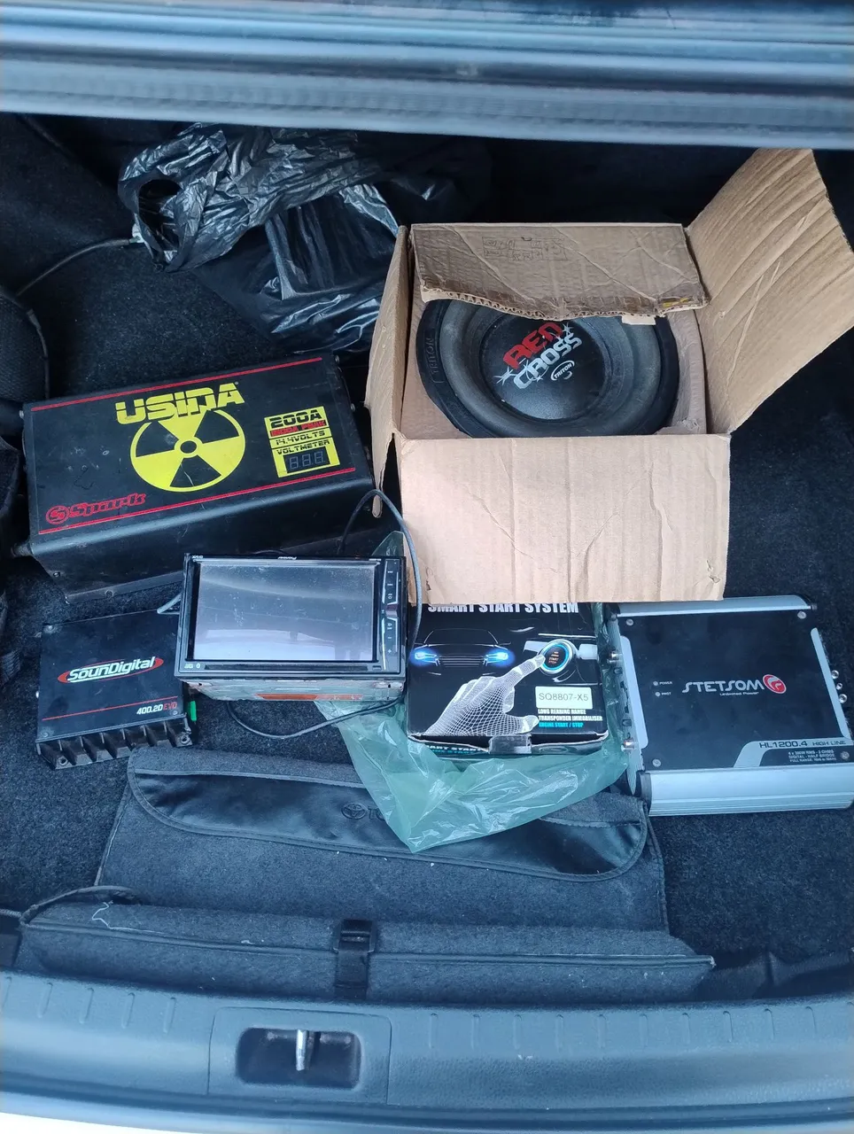 Som automotivo completo - Amplificadores, Subwoofer e Central