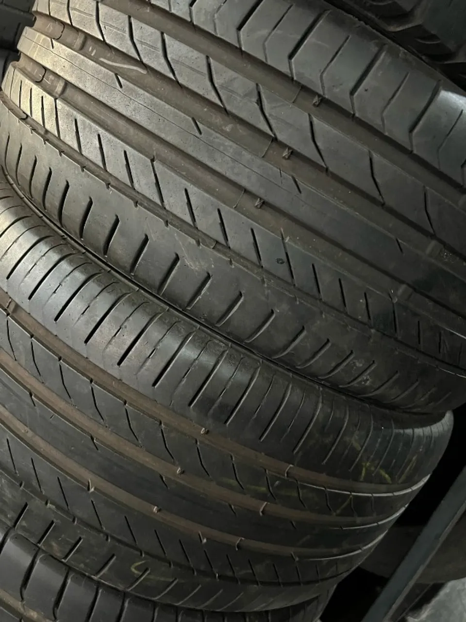 Pneu Continental 225/45/17 95 % Vida util
