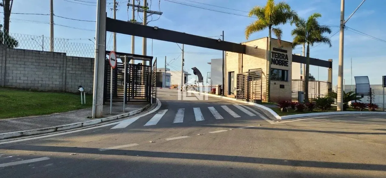 Terreno à venda no condominio fechado Terra Nobre - Cotia