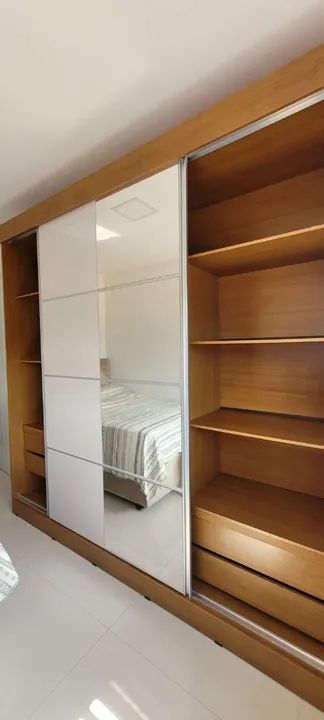 Guarda-roupa / Roupeiro com Espelho e 2 Portas de correr - usado - Foto 2