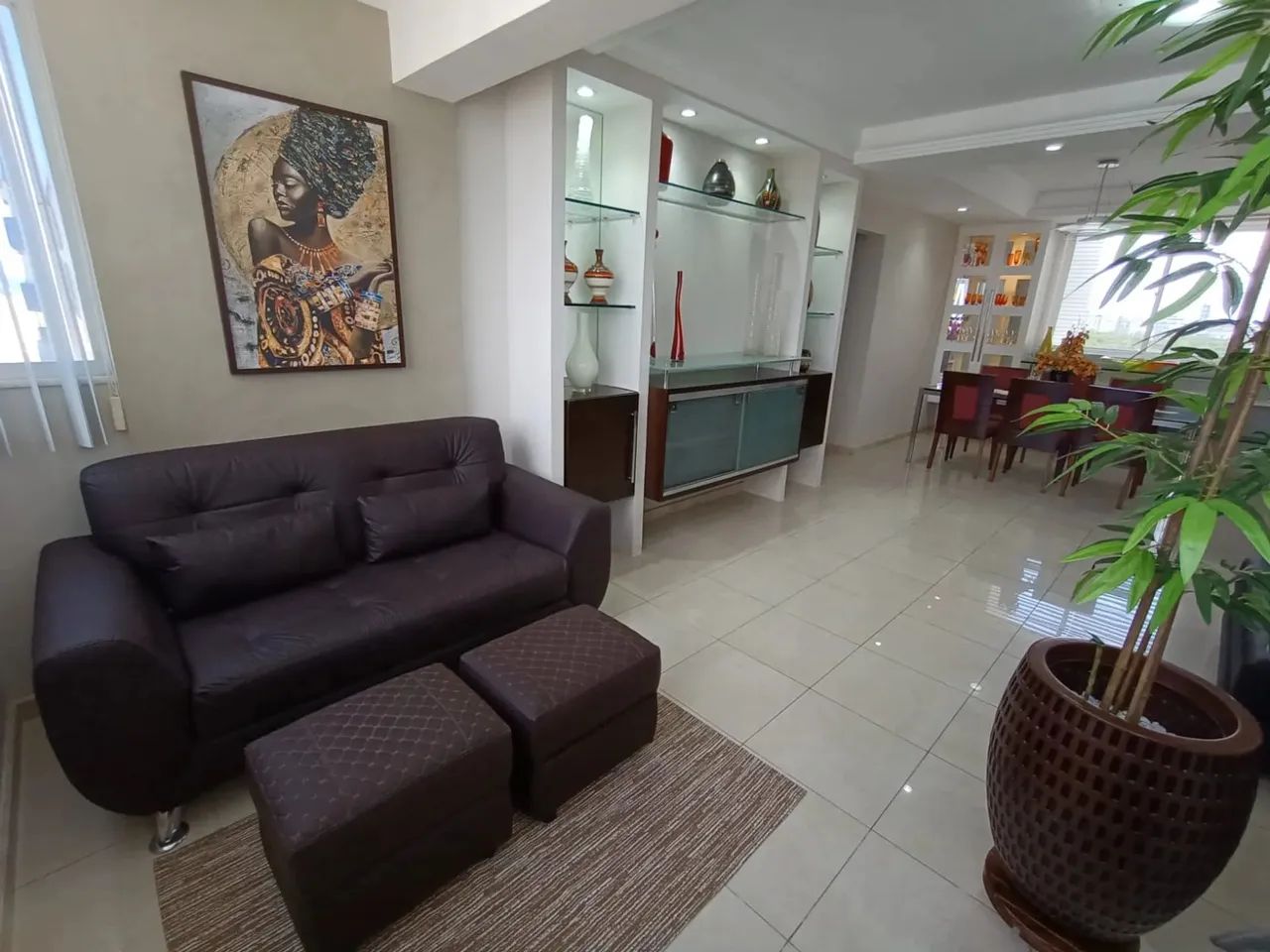 Alugo apartamento mobiliado  de 4/4 na Pituba com 160m2