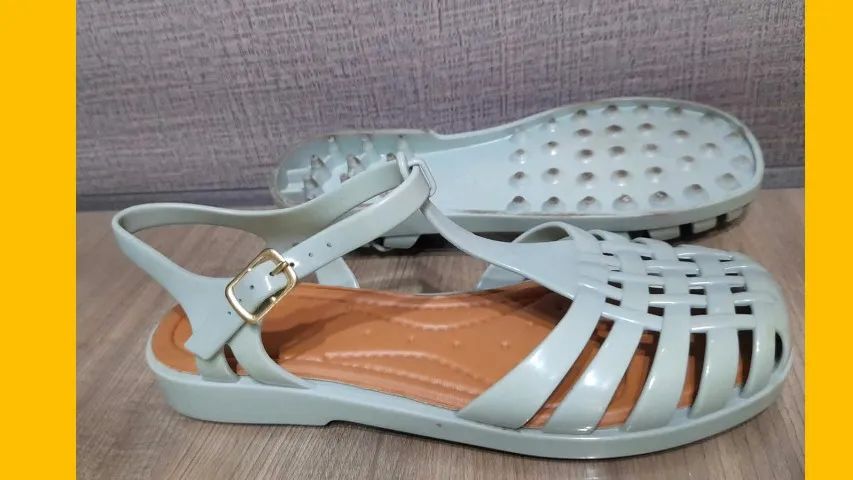Sandália feminina tipo melissa 35 verde menta - Foto 2