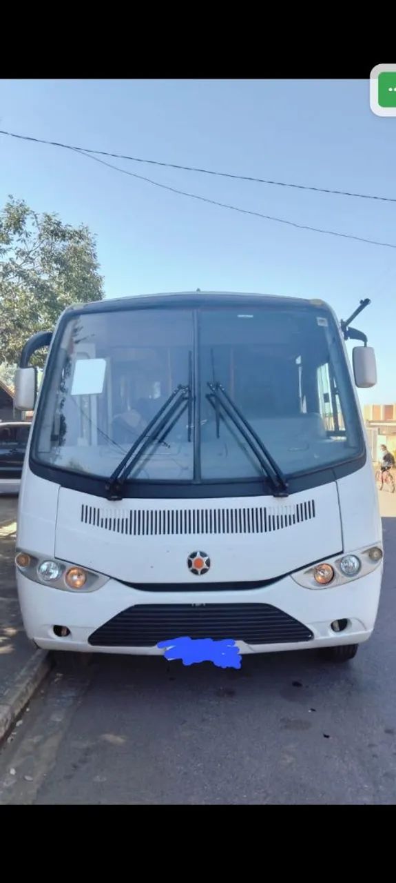 Micro ônibus sênior Mercedes LO915 - Foto 2