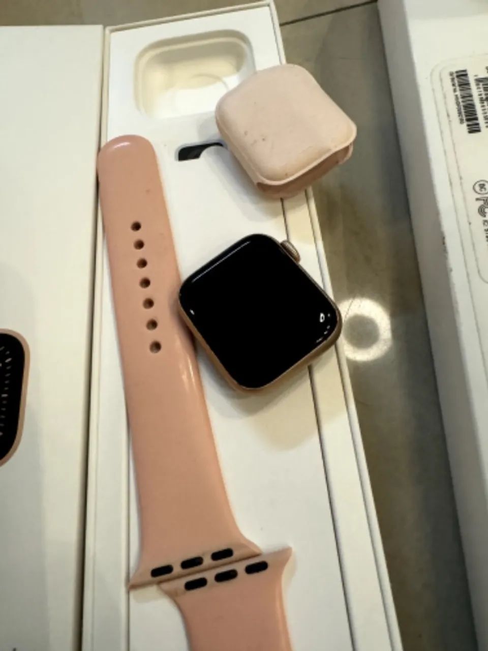 Apple Watch Série 6 40mm rosê Na Caixa - Foto 4