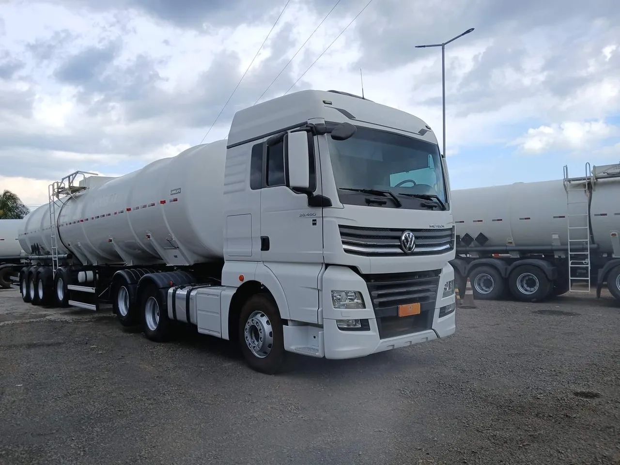 VW METEOR 28 460 6x2 ano 2023