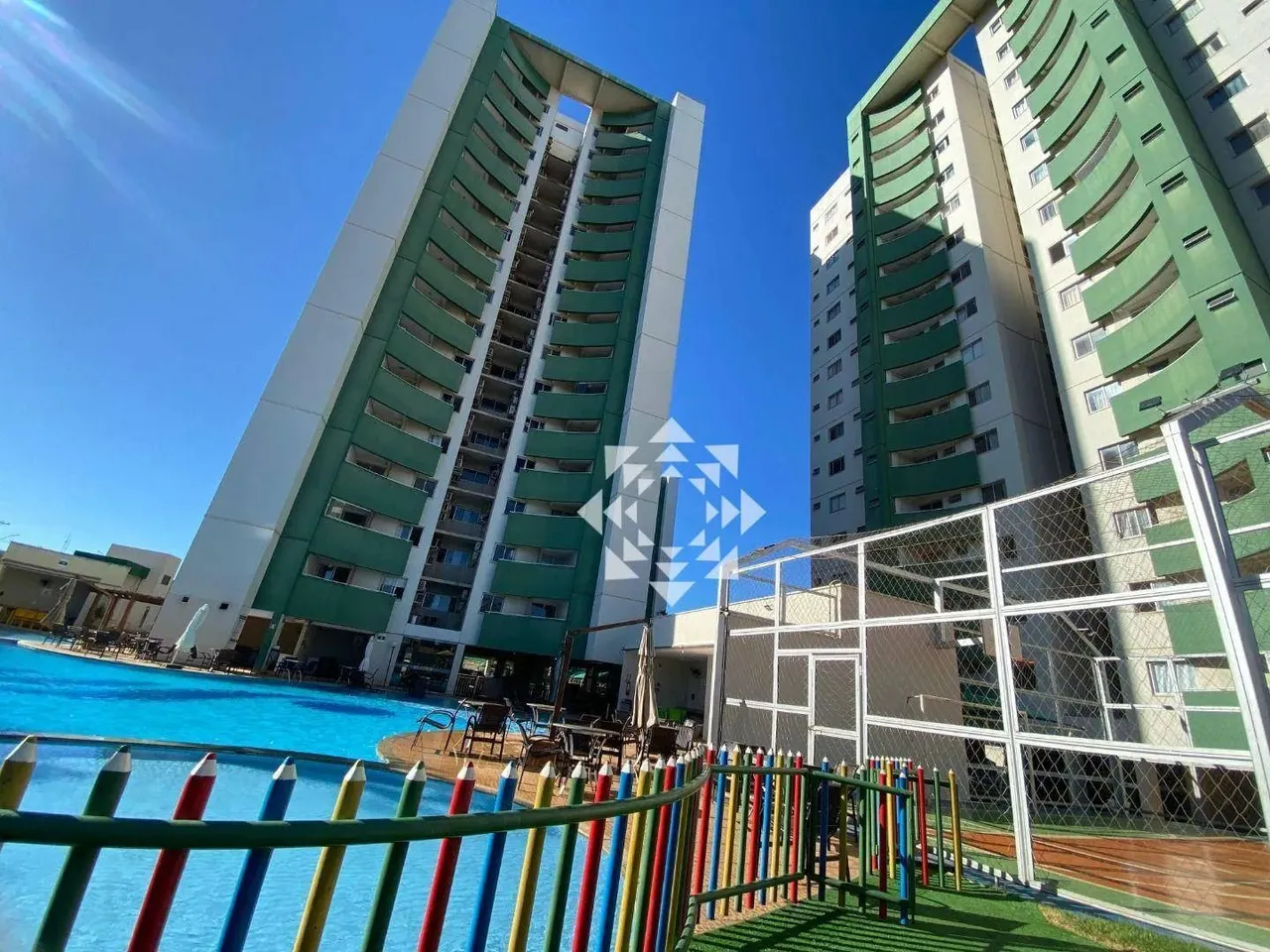 Apartamento com 2 dormitórios para alugar, 61 m² por R$ 2.900,00/mês - Plano Diretor Sul -