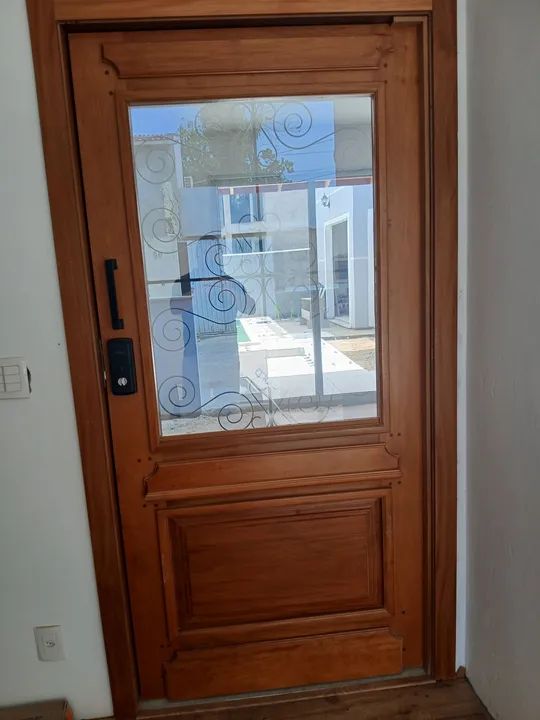 Instalação de portas,fechaduras digitais e convencionais, rodapé etc. - Foto 3