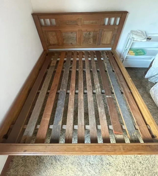 Cama de Madeira com colchão - Foto 5