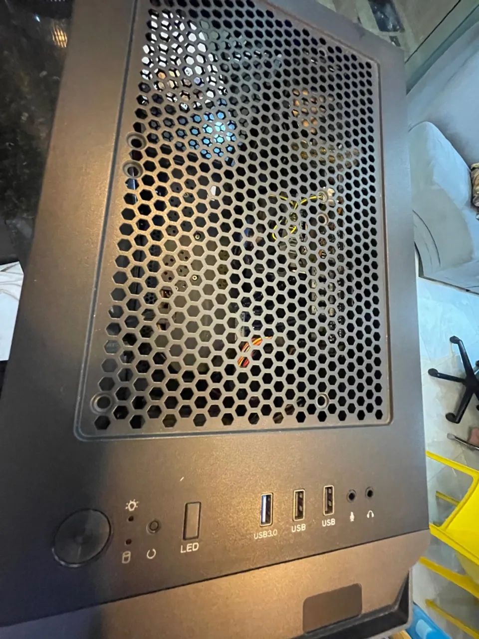 PC Gamer Completo - i5 + RX 580 + SSD 4TB - Pronto pra uso - Foto 4