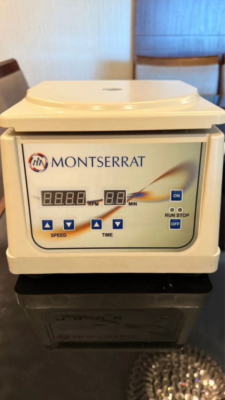 Centrifuga Digital para clínicas e laboratórios 