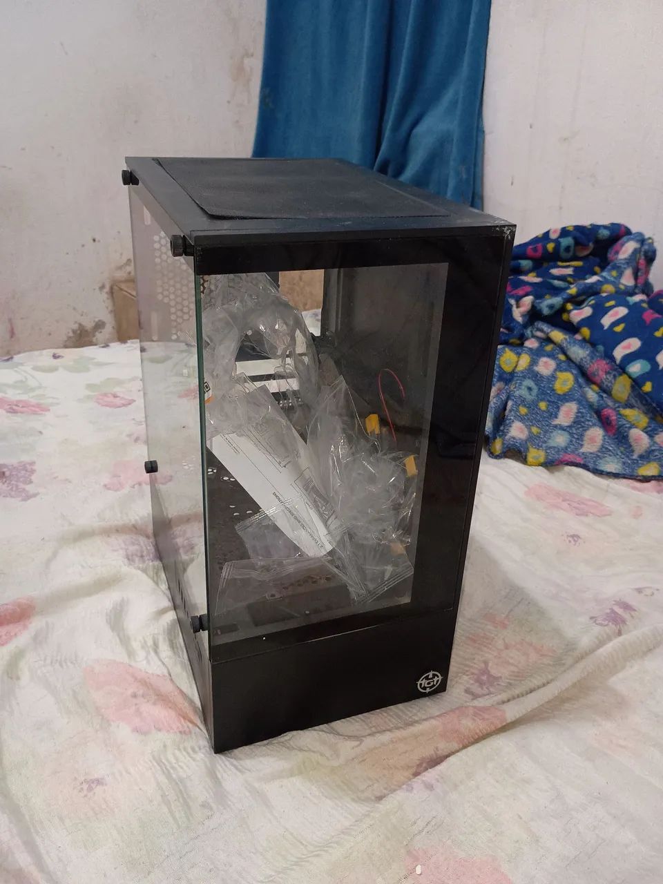 Gabinete Gamer com Vidro Temperado