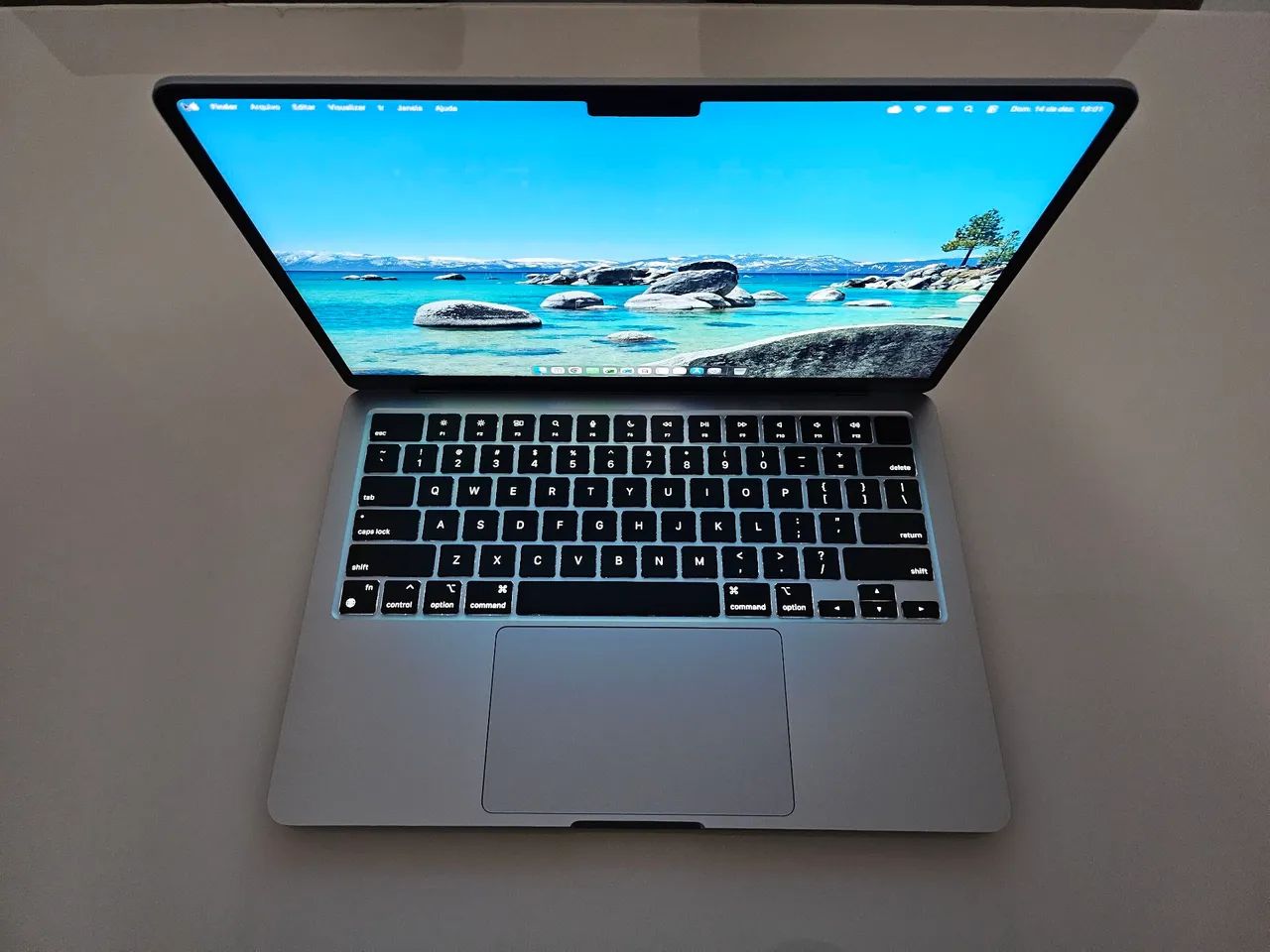 Apple MacBook Air M2 2022 13インチ8GB 256GB Macbook Air M2 (2022) 13.6 Midnight 8gb De Ram - 256gb Ssd - Apple