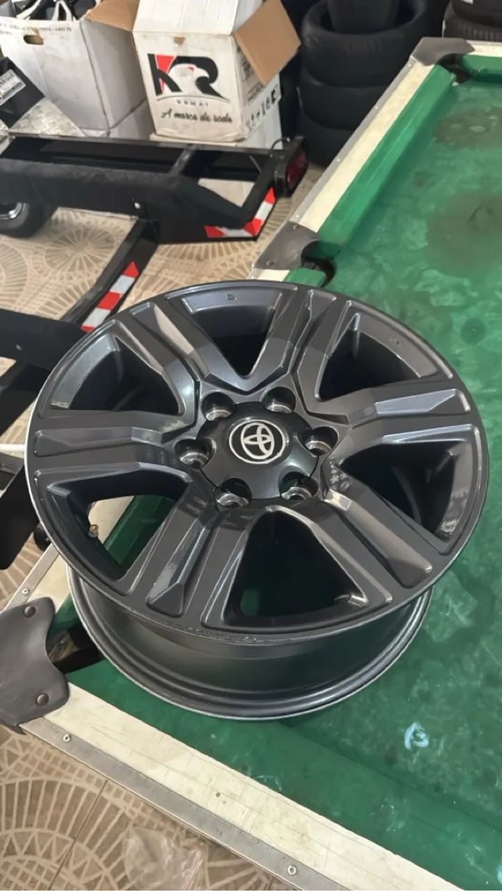 Roda de liga leve Toyota
