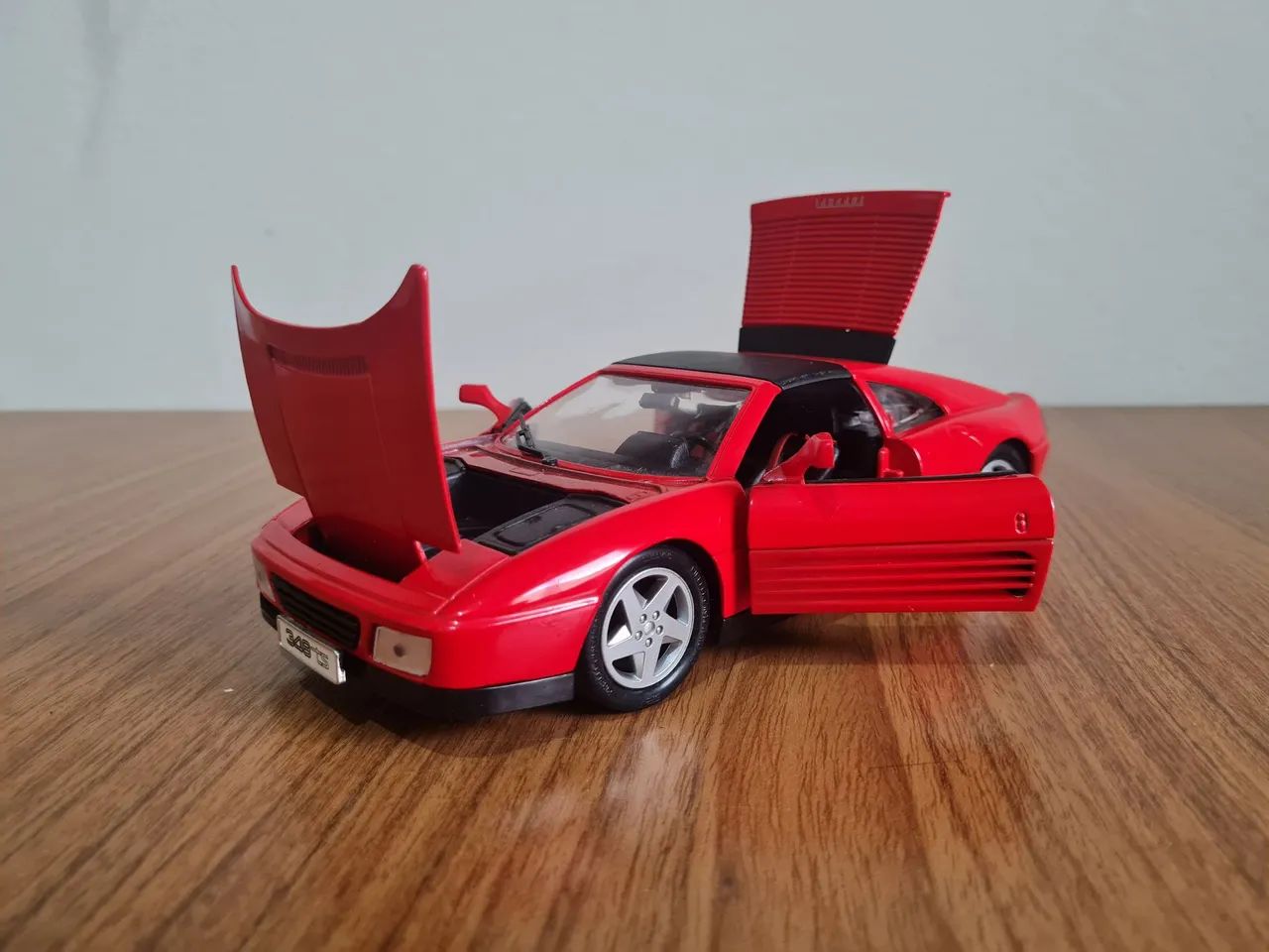 Ferrari 348 TS 1:18 Maisto - Foto 3