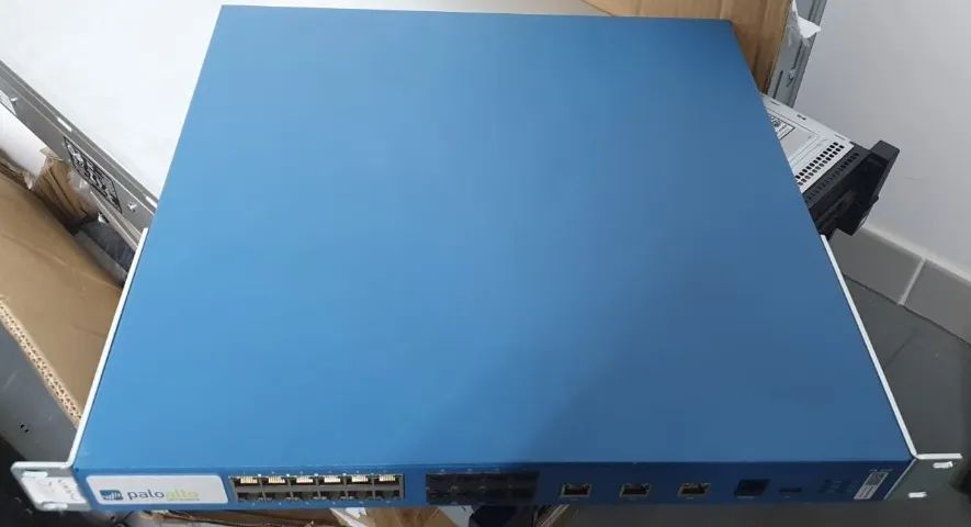 Firewall Paloalto Pa-3020 12 Portas Gigabit 8 Sfp S/licença - Foto 2