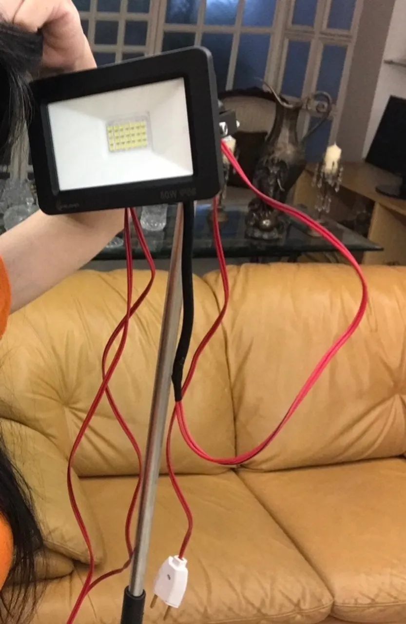 Par Tripé Reclinável C/ Holofote 50w  Refletor Iluminação Led - Foto 5