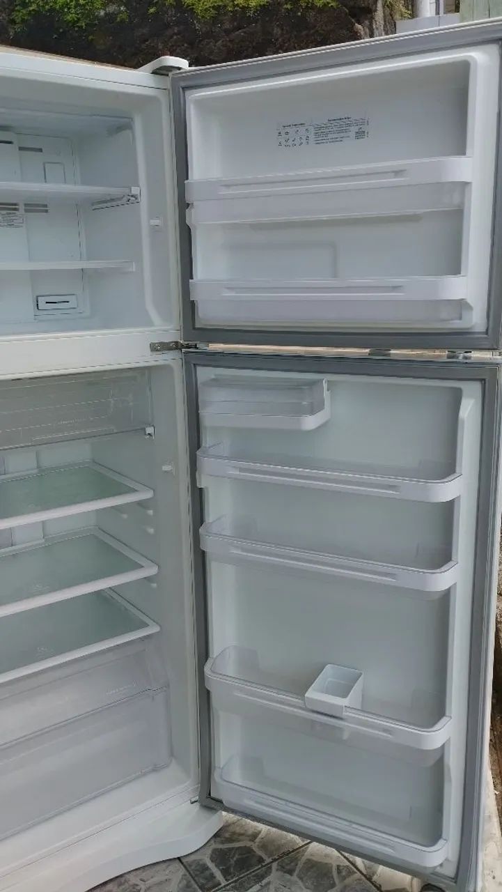 Geladeira Electrolux Frost Free  - Foto 6