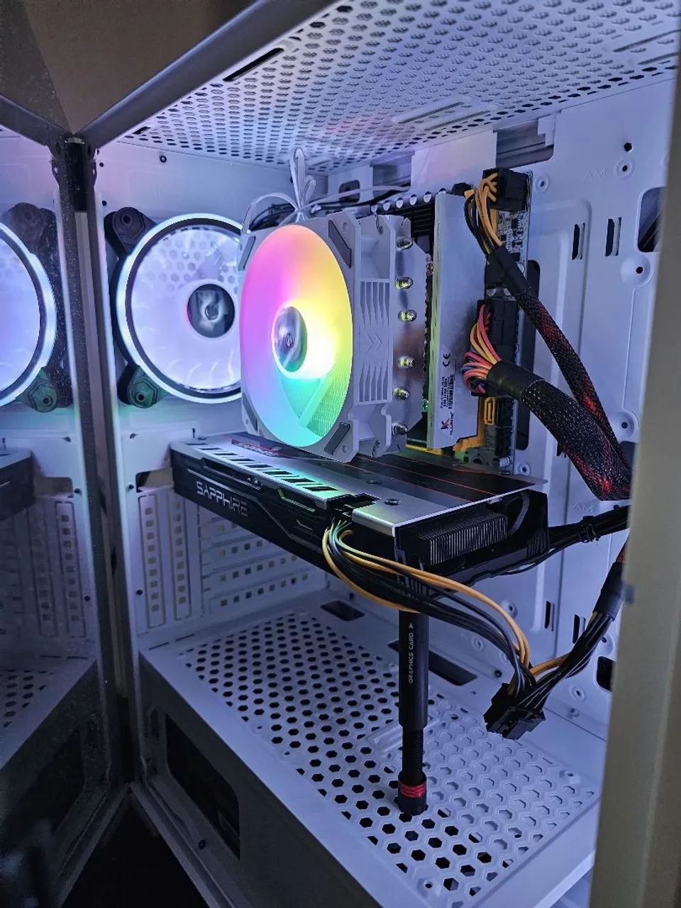 Placa de Vídeo Sapphire Radeon RX 580 Pulse 8GB GDDR5 (Castanhal) - Foto 2
