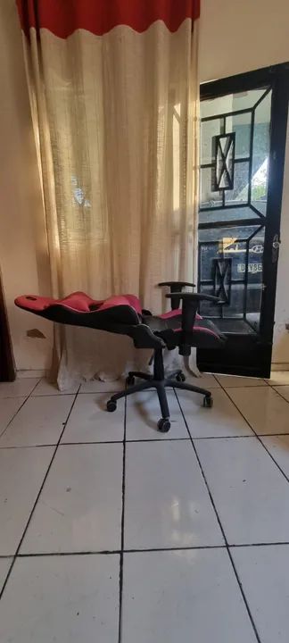 Cadeira Gamer Dazz 625170 Serie M Com Apoio de Braço - Preto/Rosa - Foto 2