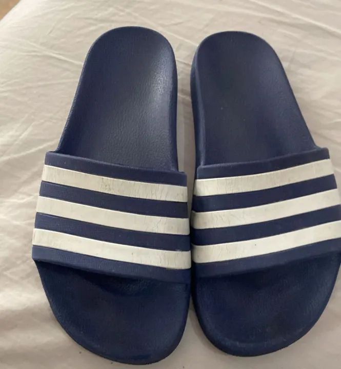 Chinelos Adidas Azul com Listras Brancas Número 39 