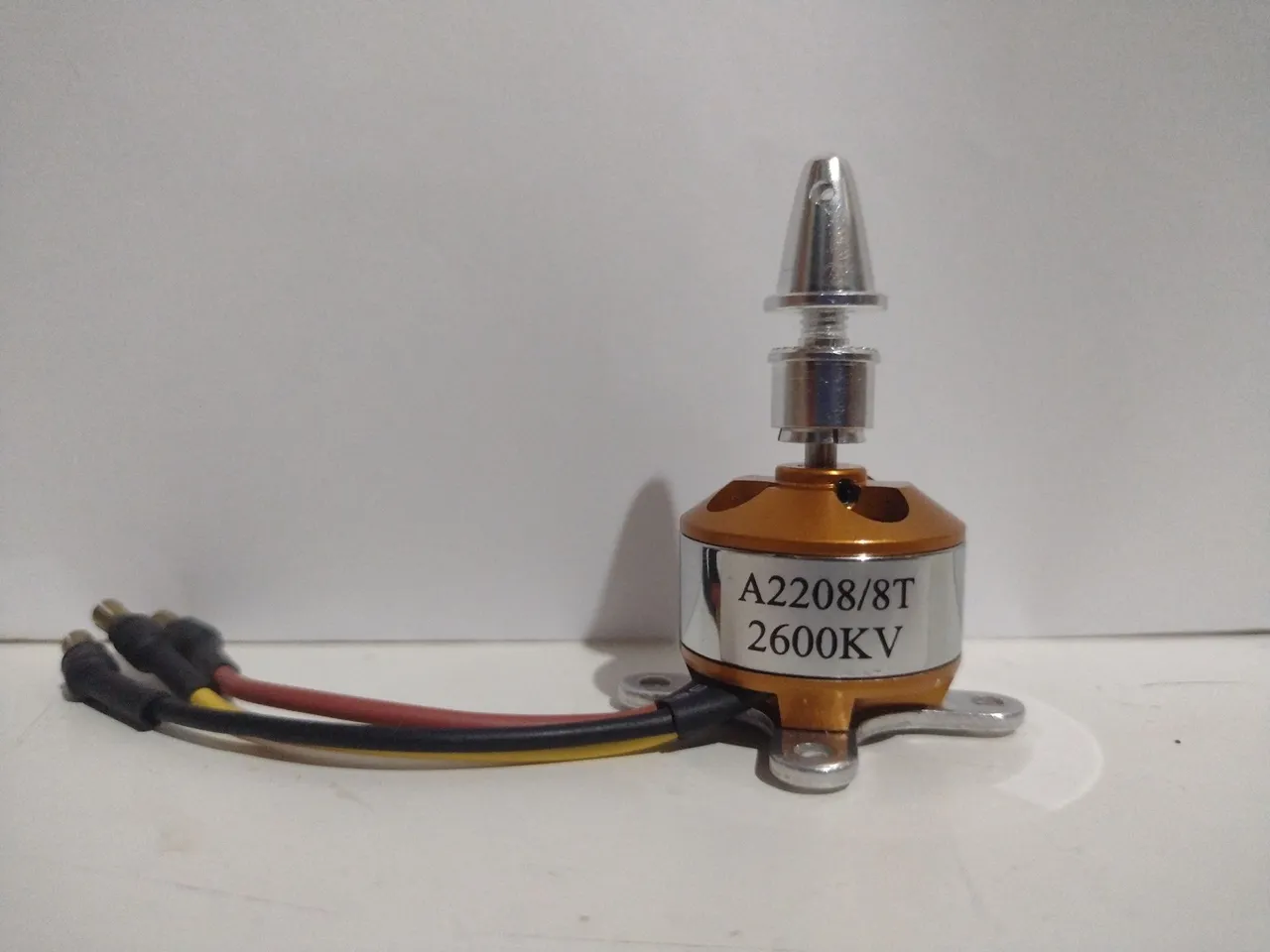 Motor para aeromodelo A2208/8T 2600KV