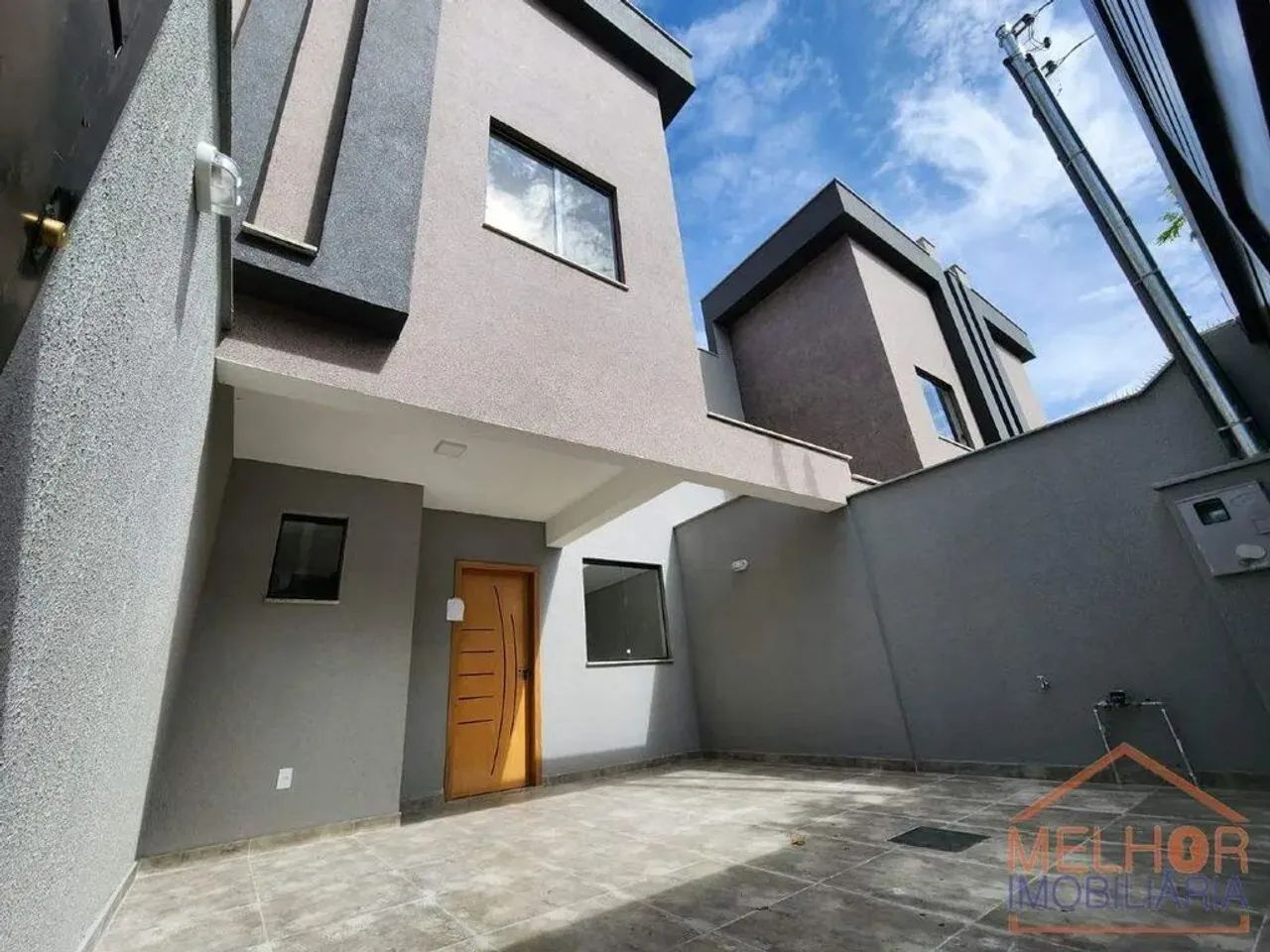 Casa Geminada à Venda em Santa Mônica, Belo Horizonte - MG