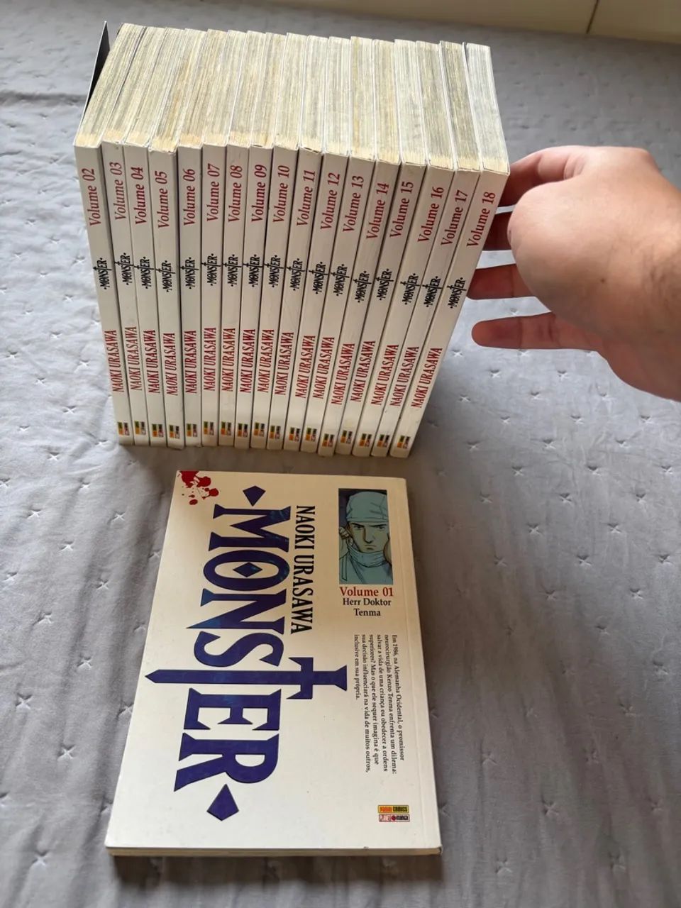 Monster coleção completa Panini - Foto 2