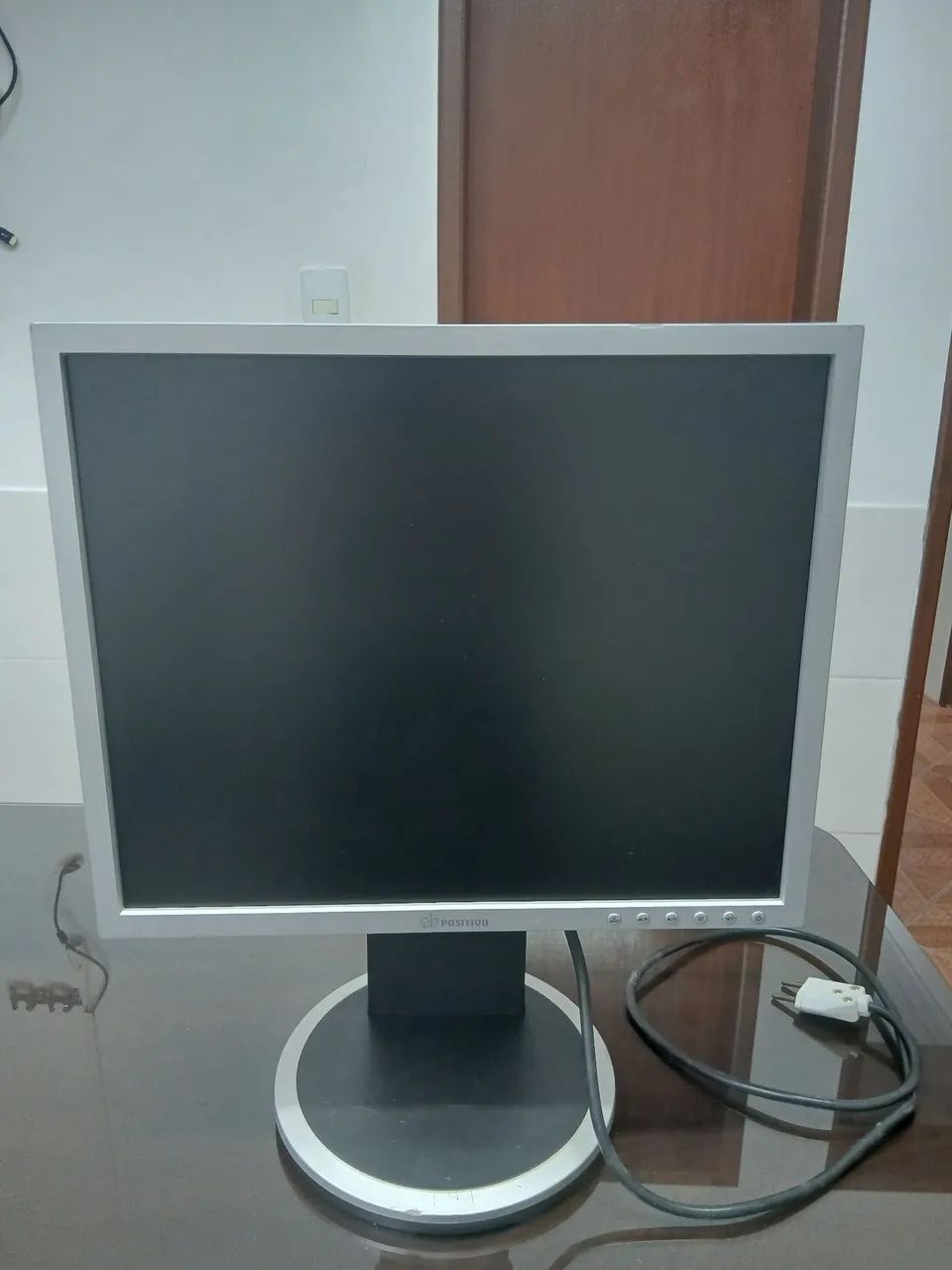 Monitor Positivo 4:3 - 17/19 polegadas