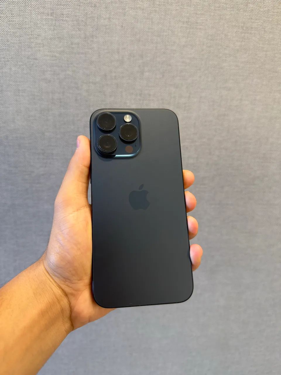 iPhone 15 Pro Max 256G - Foto 2