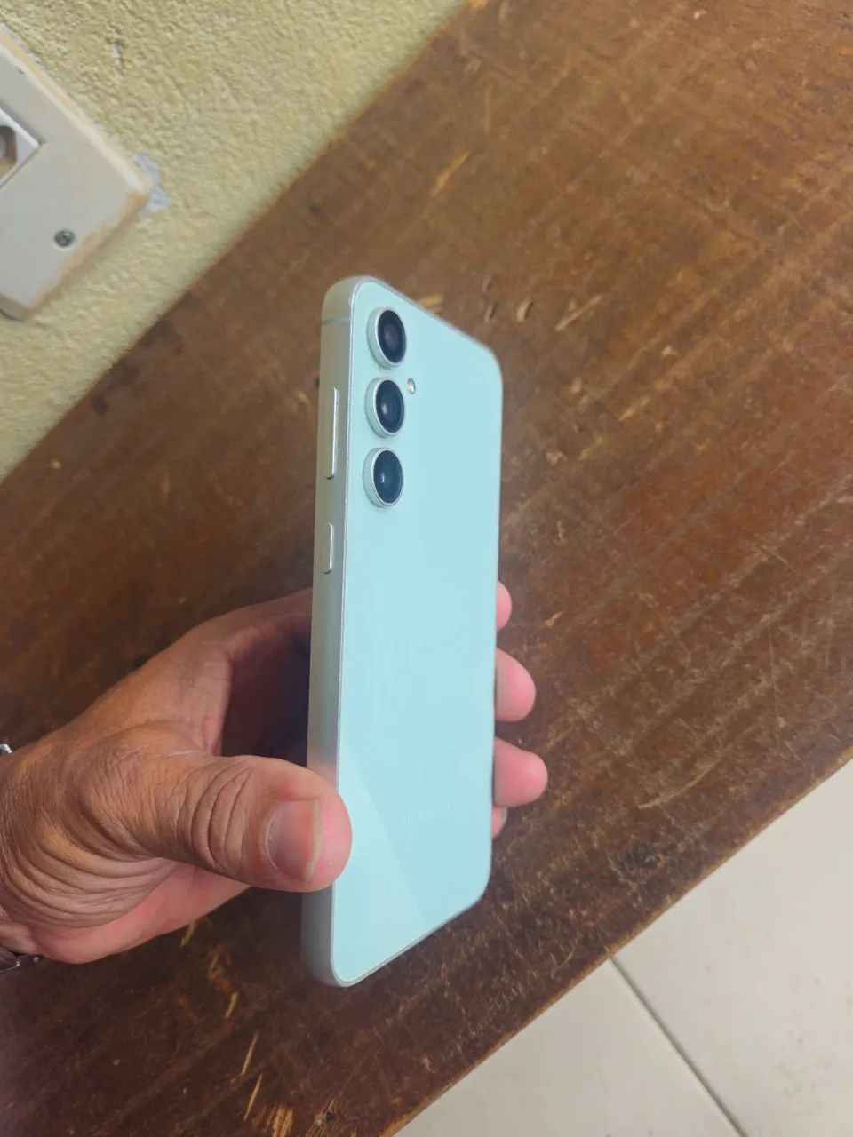Samsung Galaxy S23 FE - Foto 3