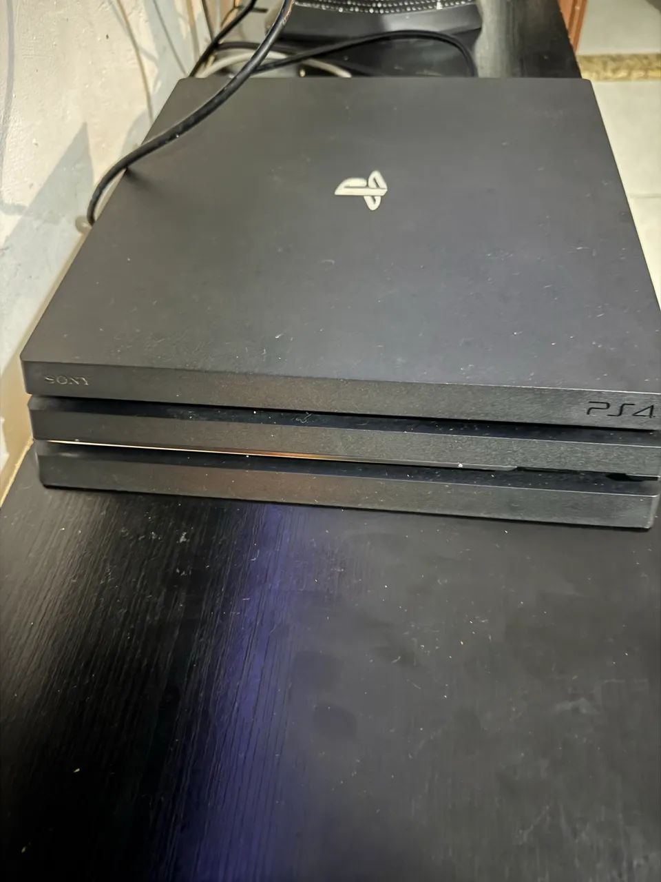 PlayStation 4 pro com caixa original 