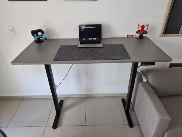 Mesa com Regulagem de Altura Elétrica Comfy ErgoLift - Foto 4