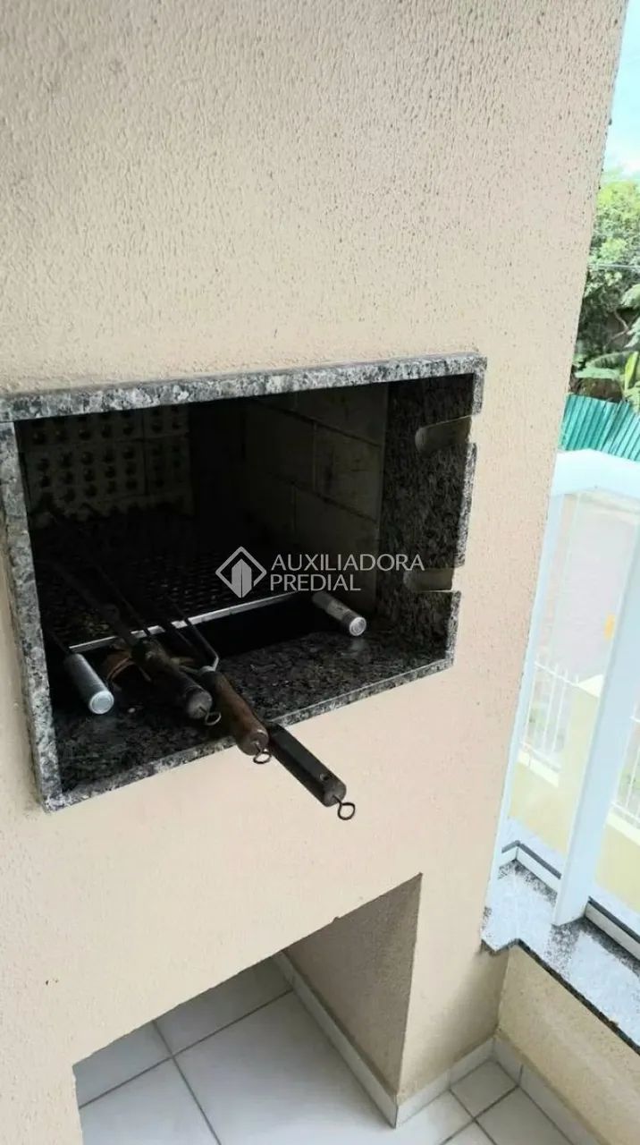 Apartamento 2 dormitórios | 2 quadras mar - Foto 2