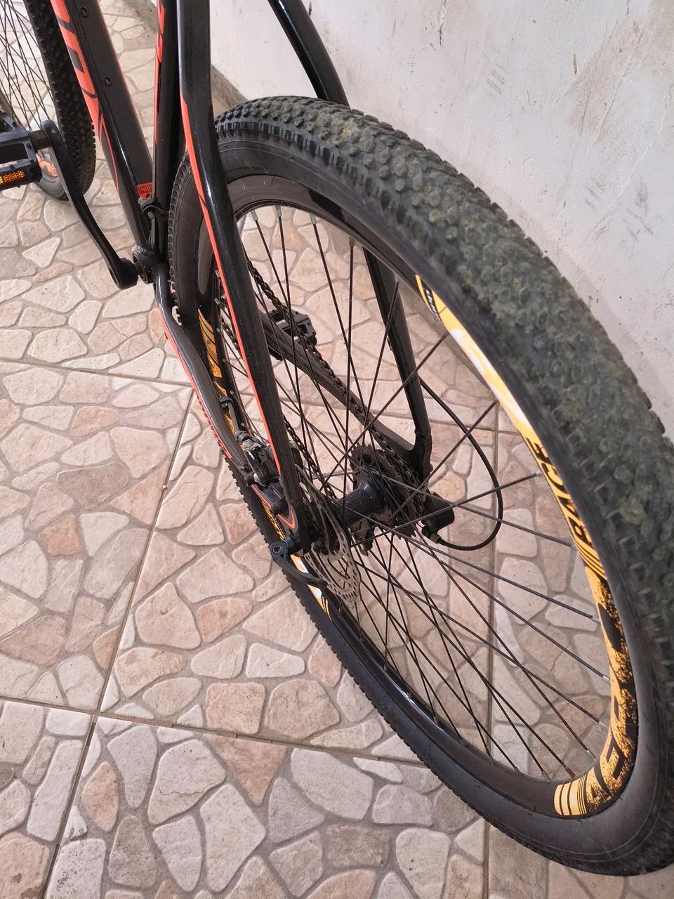 Bicicleta Aro 29 em ótimo estado. - Foto 3