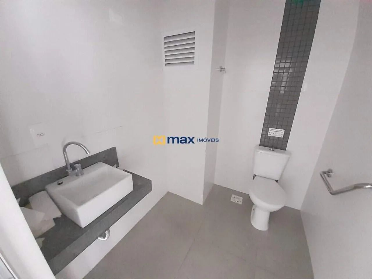 Sala Comercial no Bairro Cidade Nova em Itajaí - Foto 5