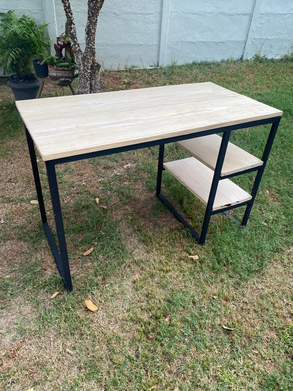 Mesa para escrito e escrivaninha modelo industrial - Foto 4