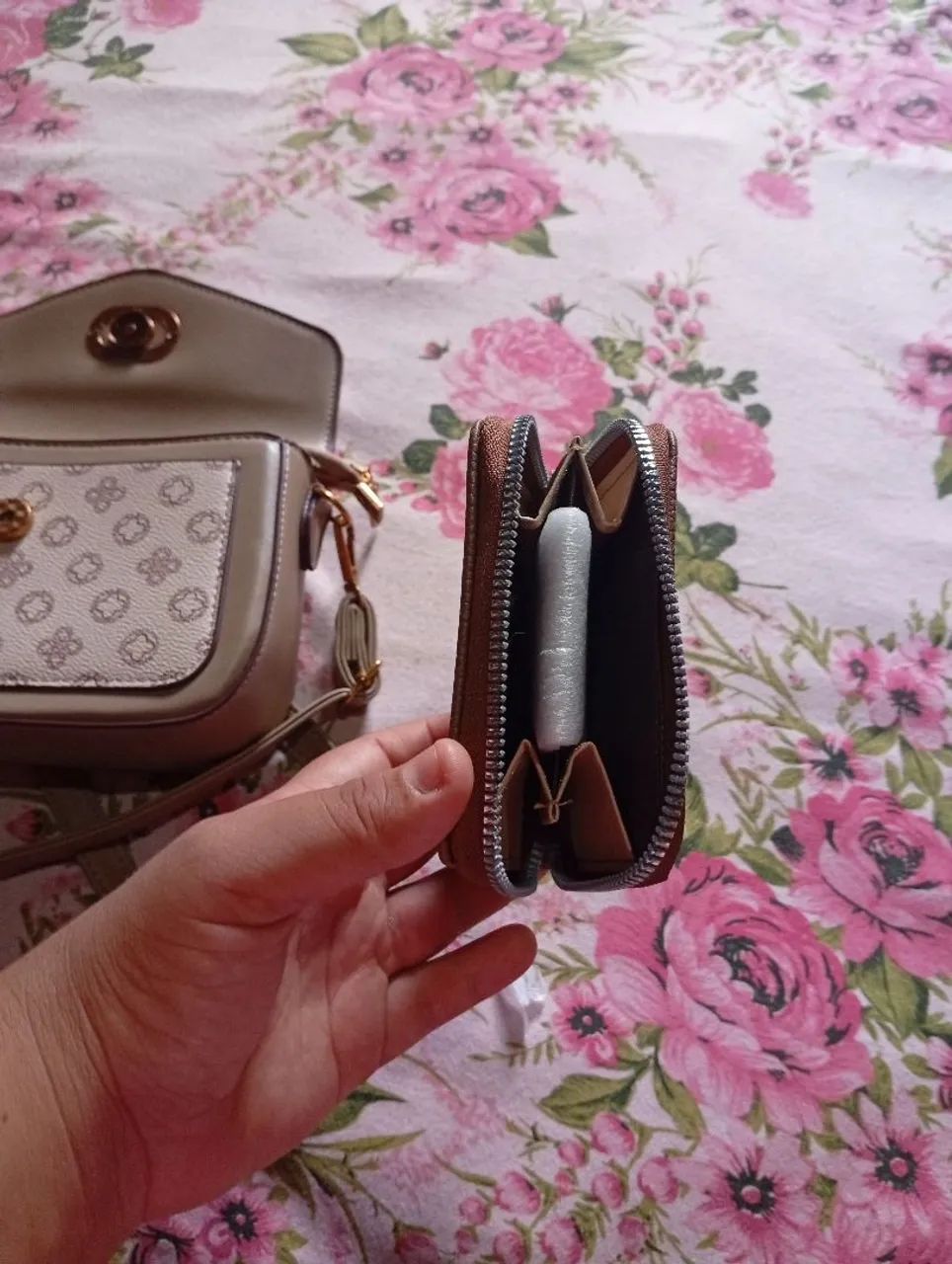 Estou vendendo essa bolsa feminina  - Foto 2