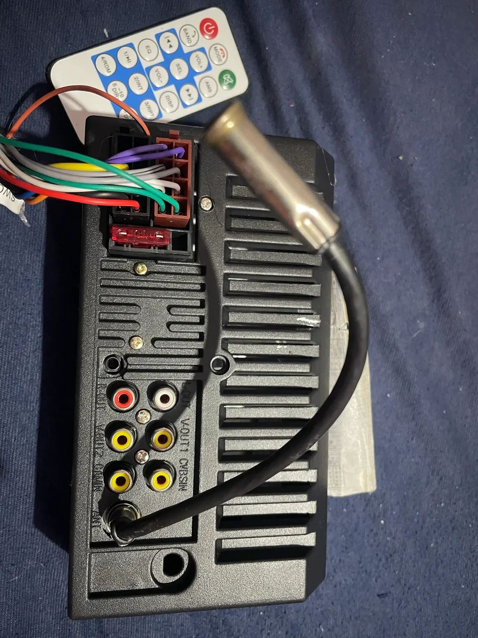 A venda multimídia semi nova com controle  - Foto 4